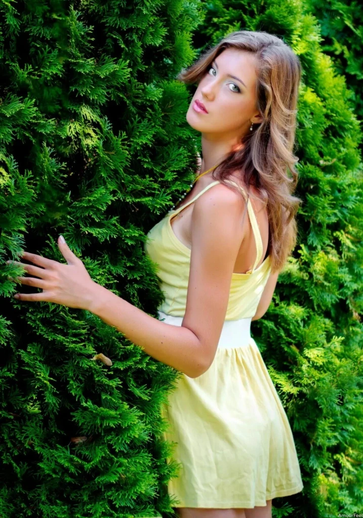 Alina Profile image 4