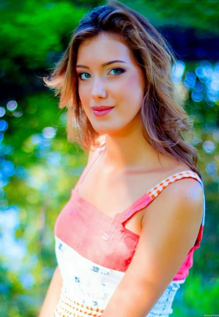 Alina Profile image 2