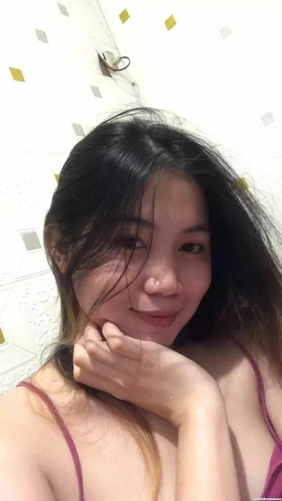 Kitty Profile image 4