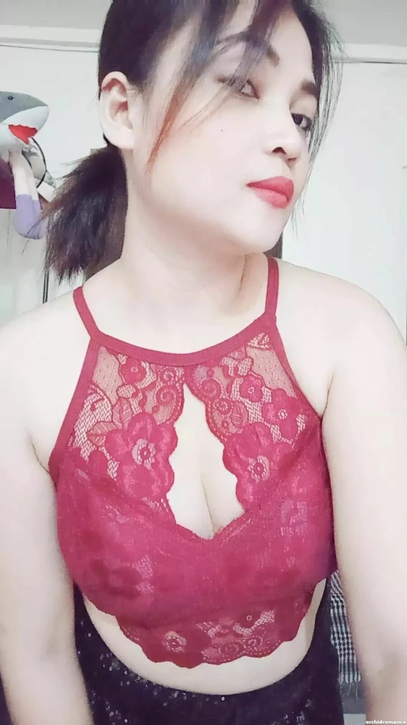 Samantha Profile image 4