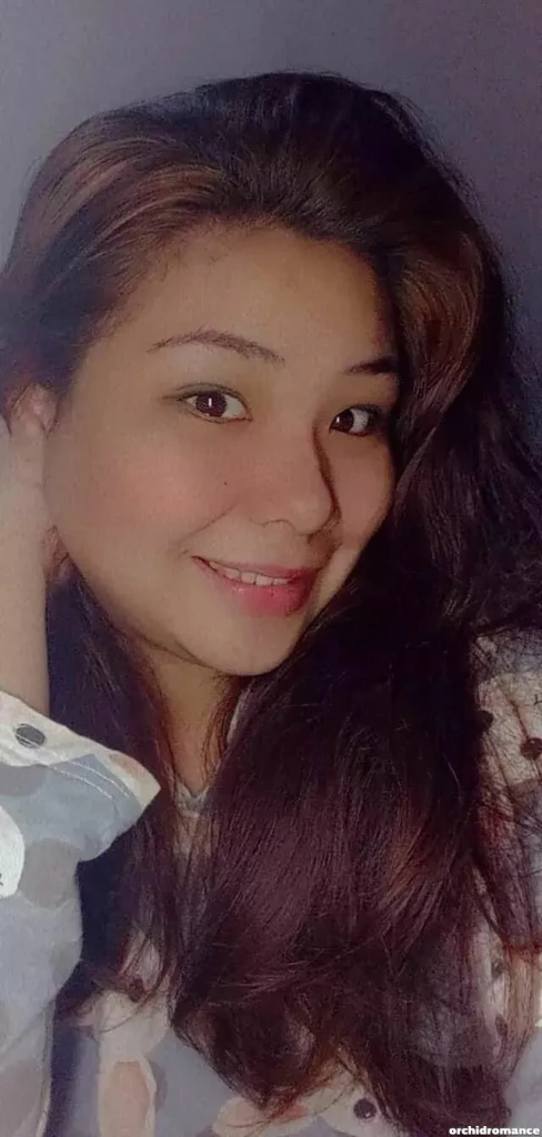 Victoria Profile image 2