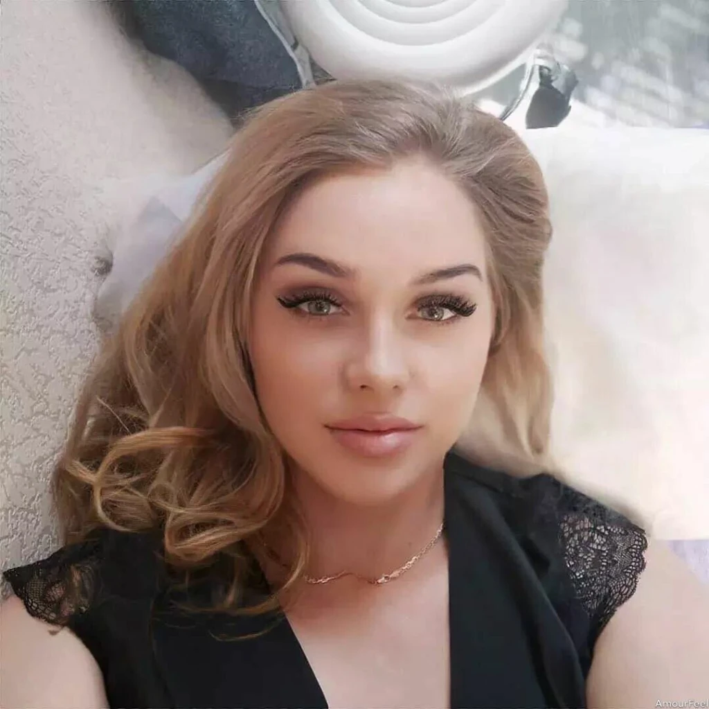 Dariia Profile image 2
