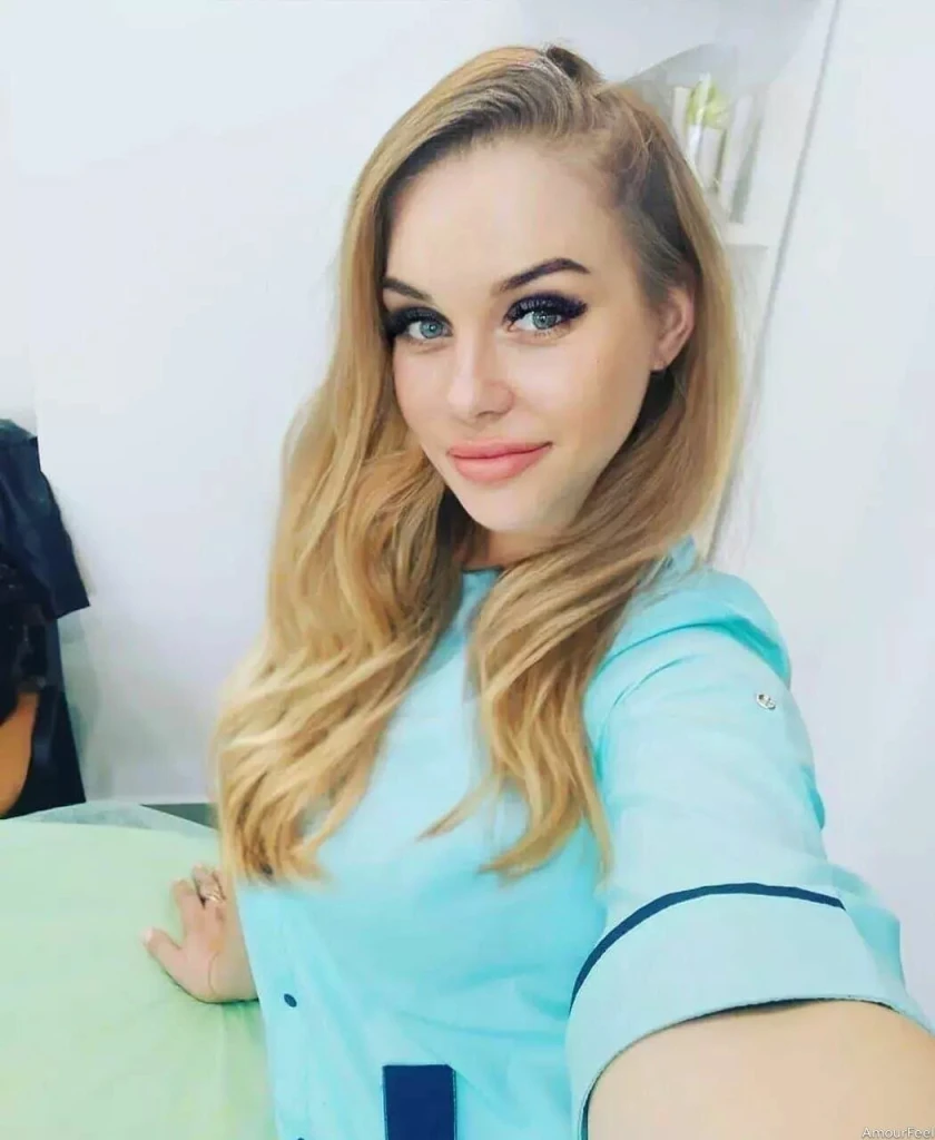 Dariia Profile image 4