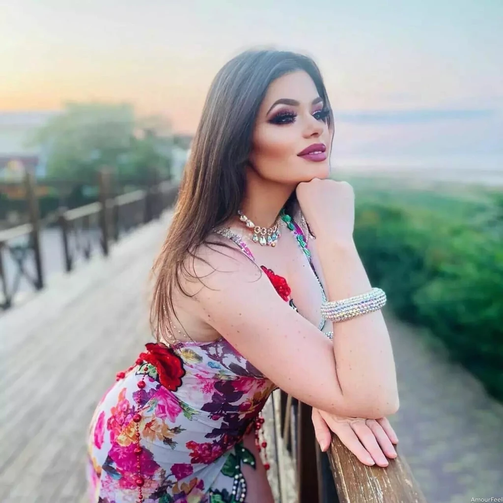 Anna Profile image 4