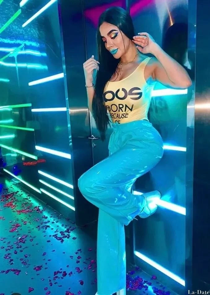 Tania Profile image 2