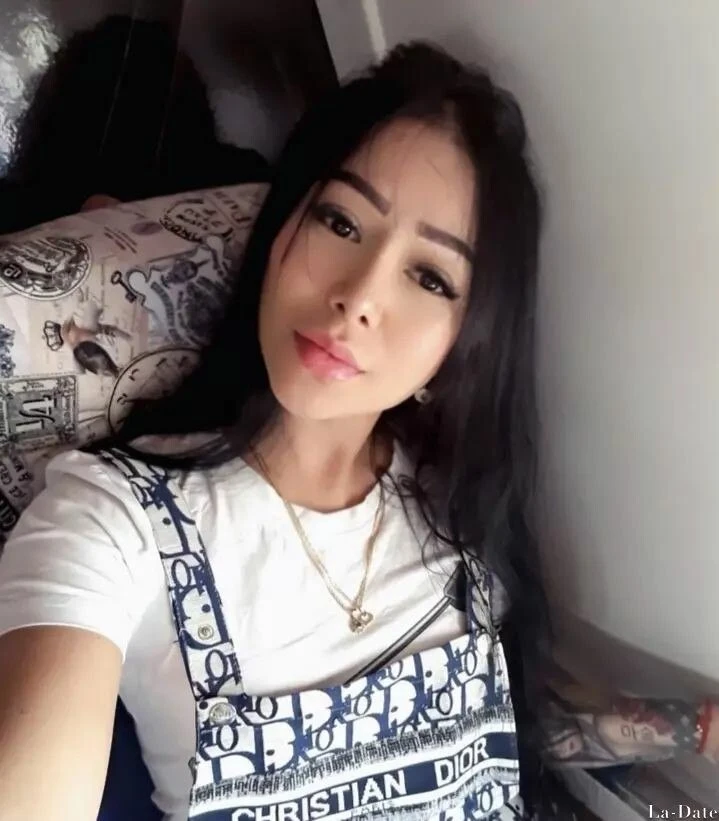 Lady Profile image 1