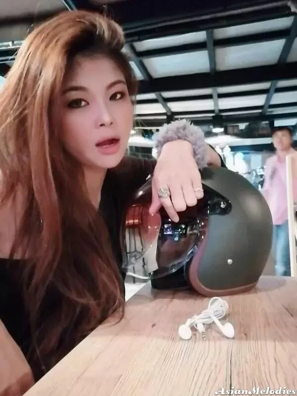 Linda Profile image 1