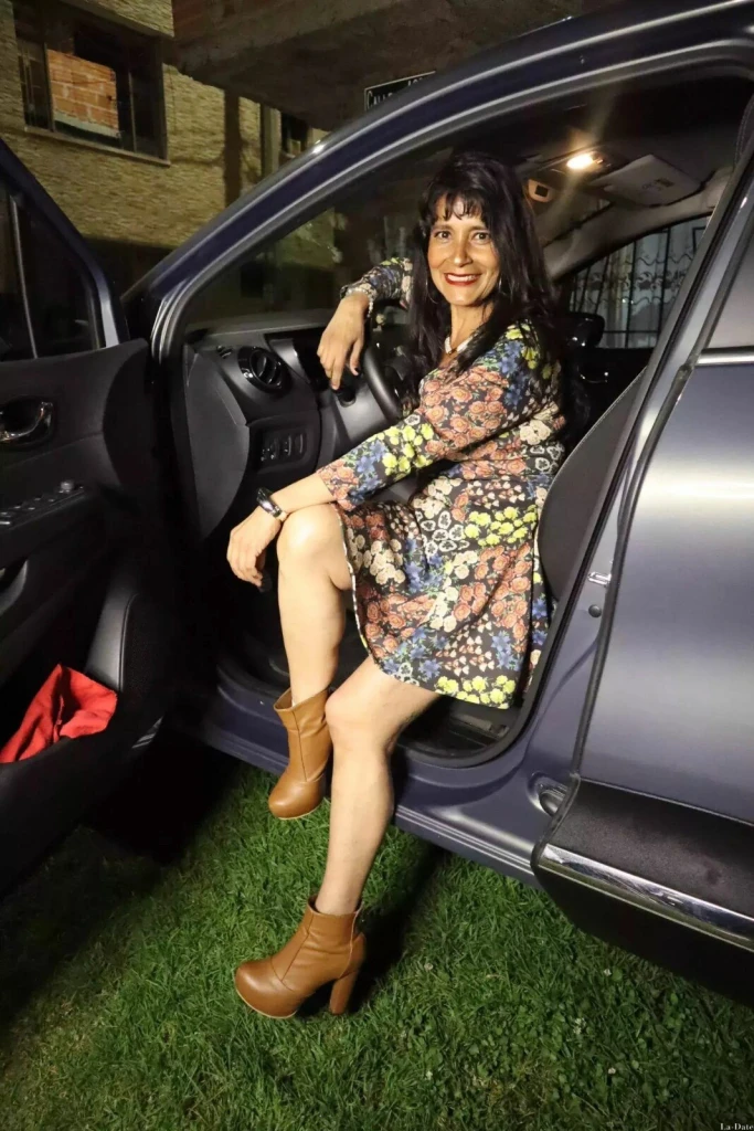 Gladys Profile image 1