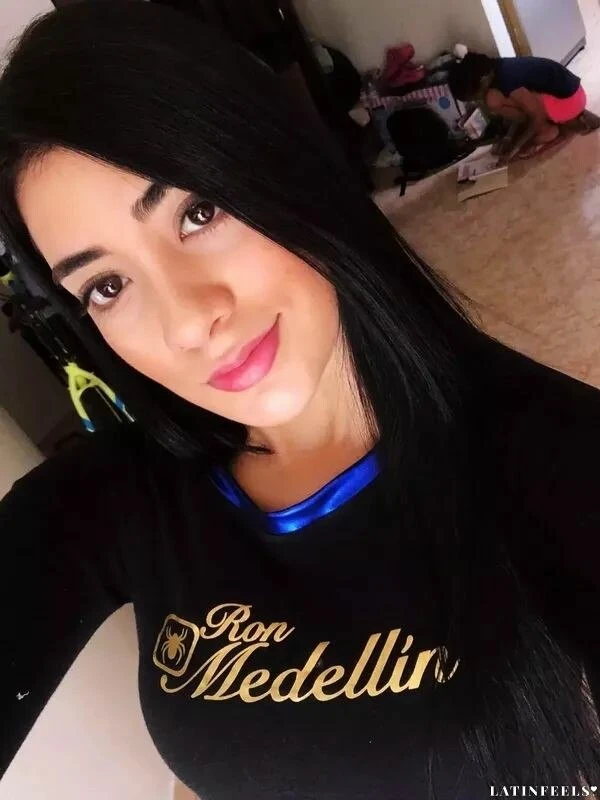 Milena Profile image 2