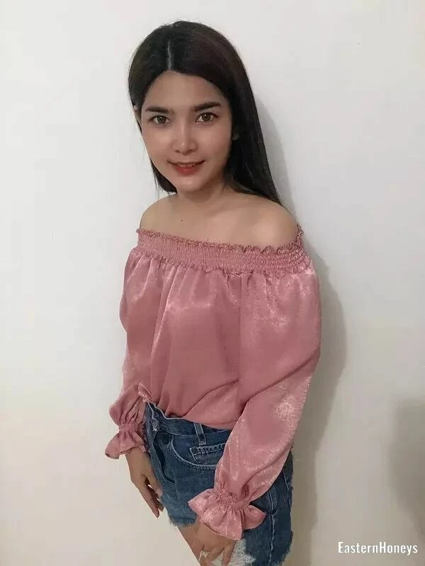 Patcharaporn Profile image 4