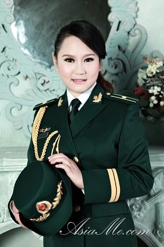 Demi Profile image 3