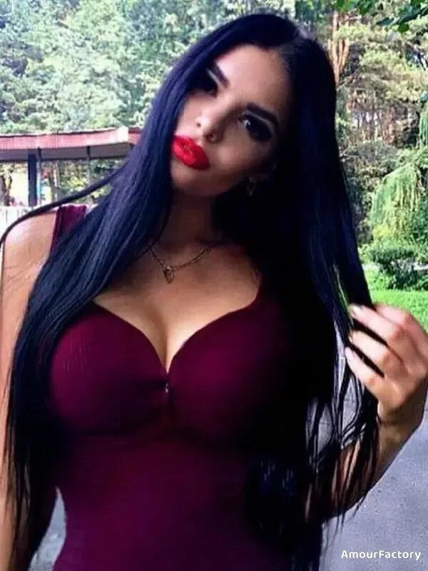 Vera Profile image 4