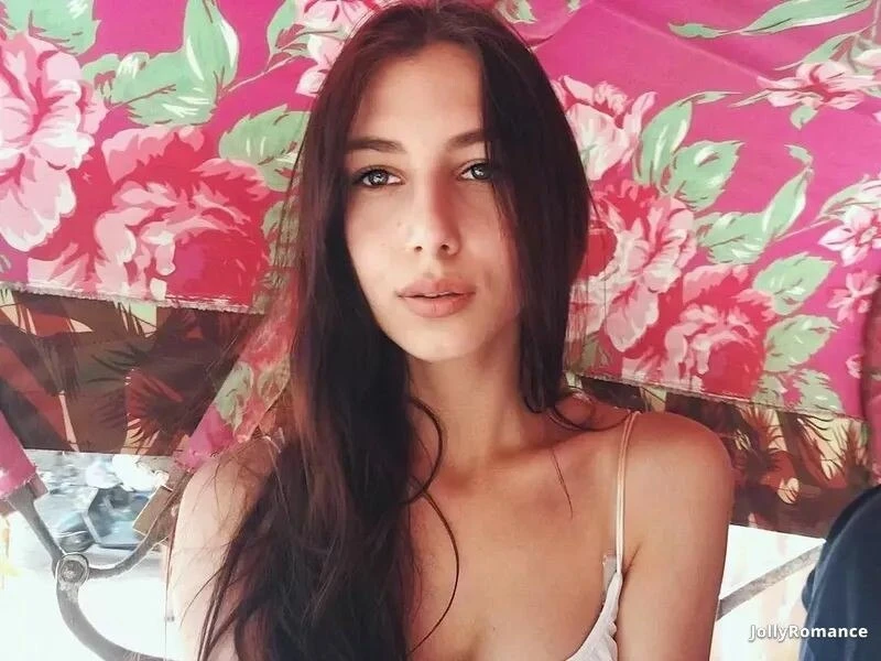 Julia Profile image 2