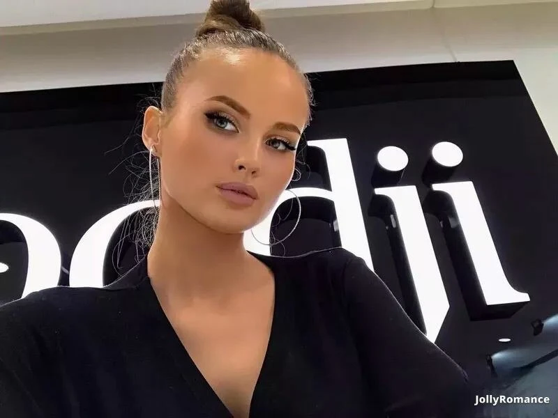 Ekaterina Profile image 3