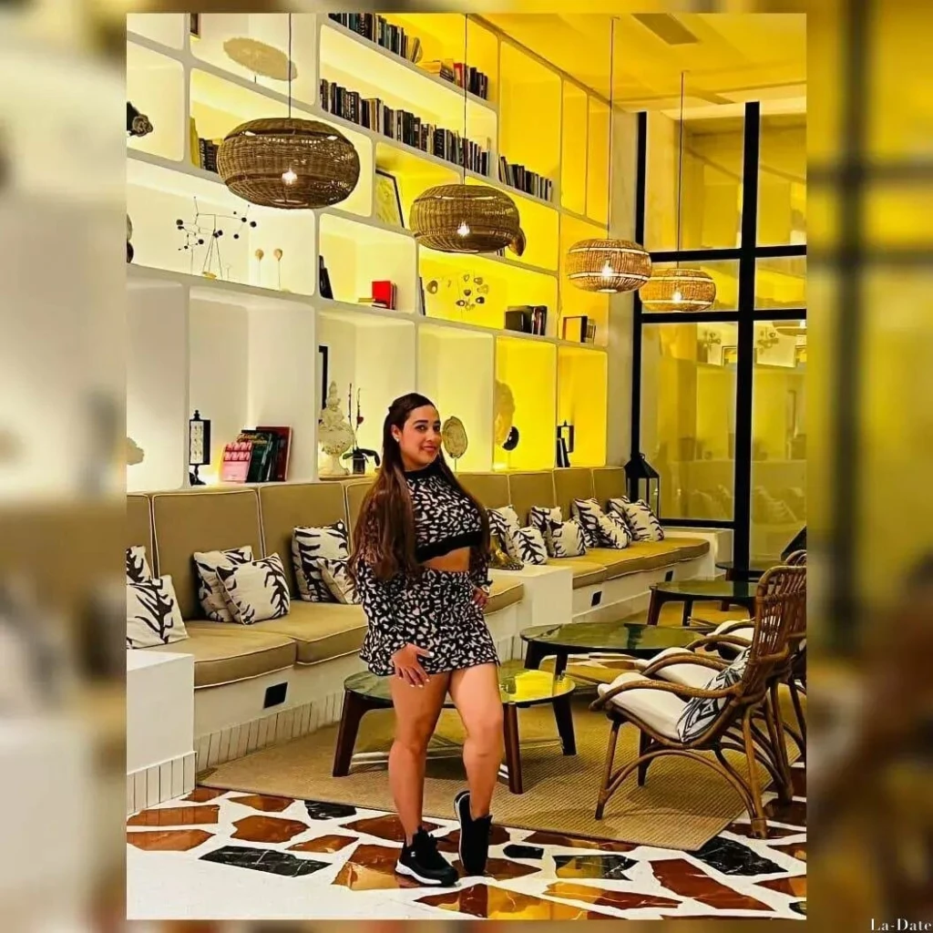 Angela Profile image 3