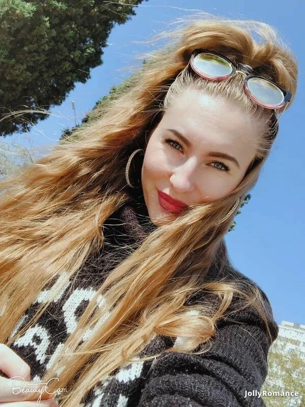 Maryna Profile image 3