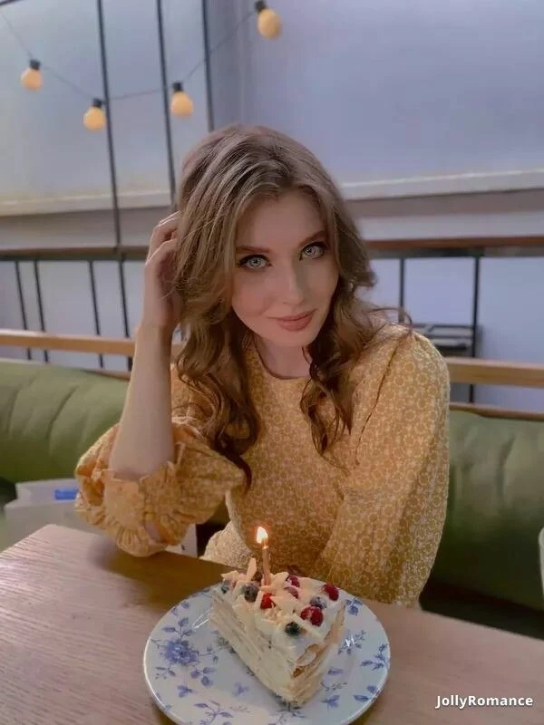 Olga Profile image 2