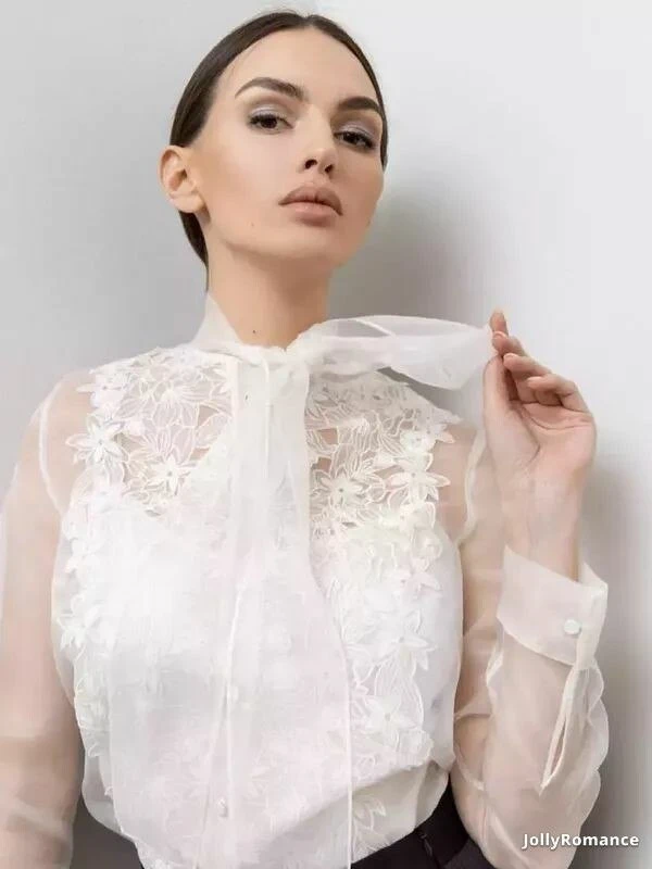 Alina Profile image 2