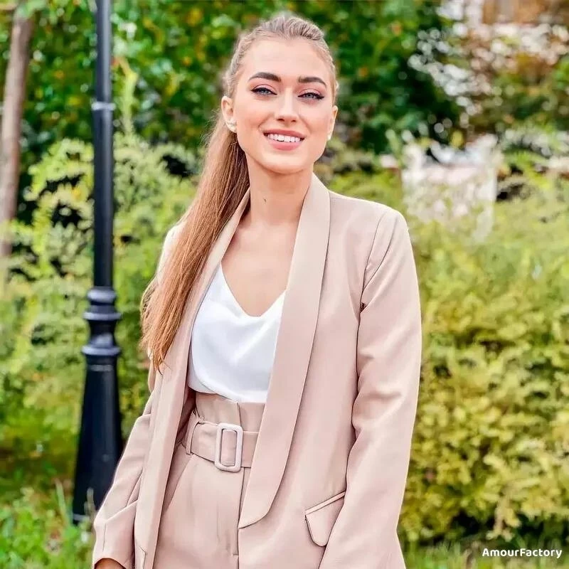 Anastasiya Profile image 2