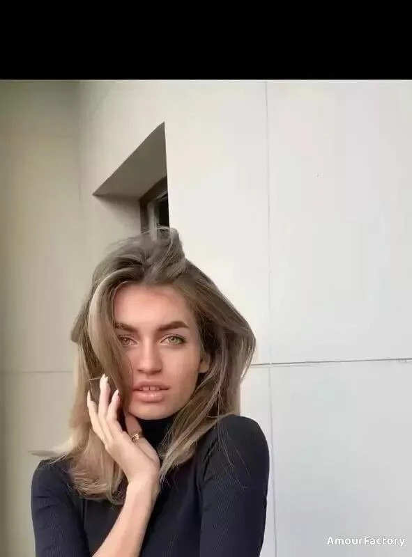 Polina Profile image 1