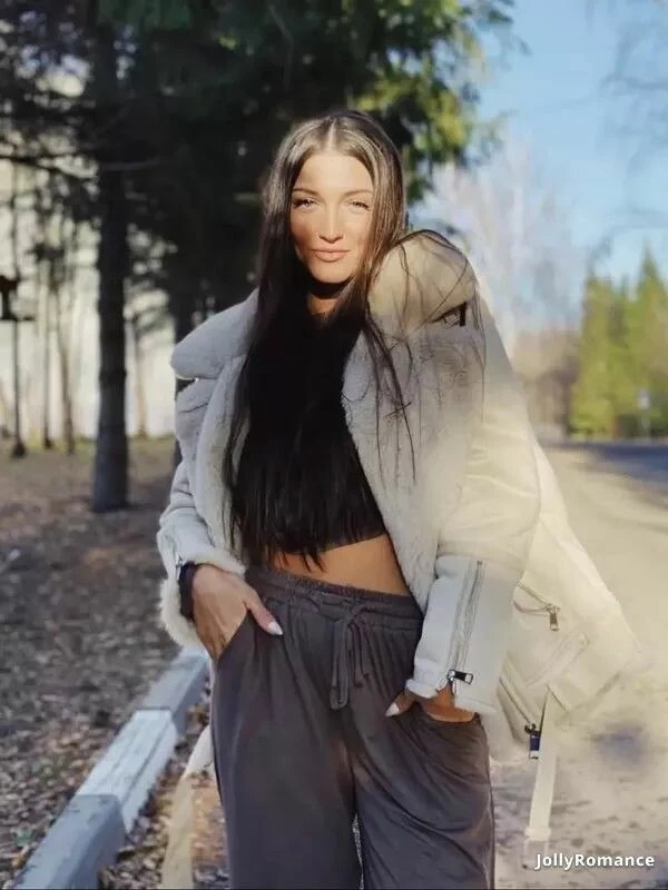 Alexandra Profile image 1