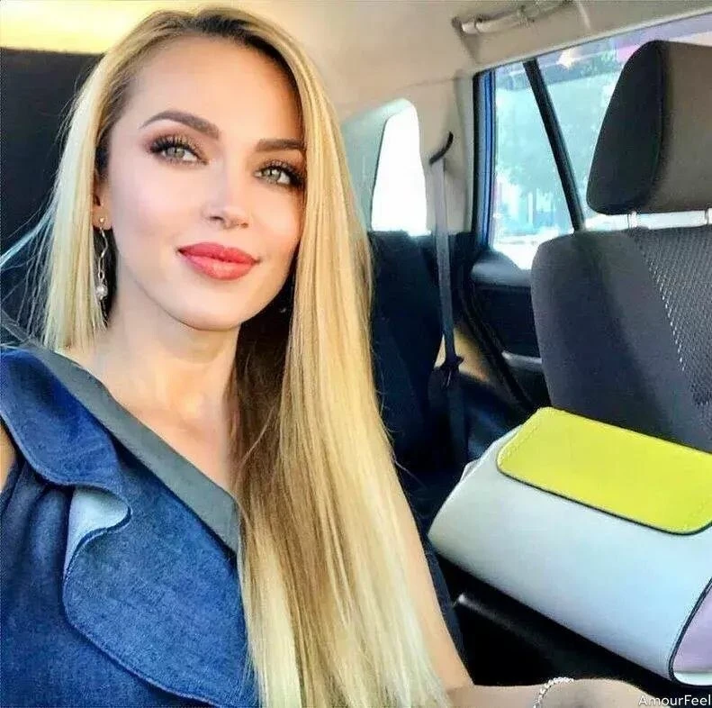 Larysa Profile image 1