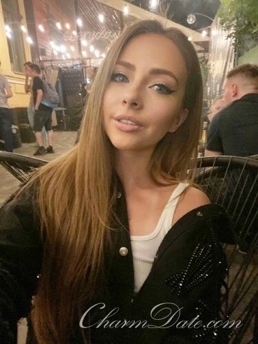 Lera Profile image 2