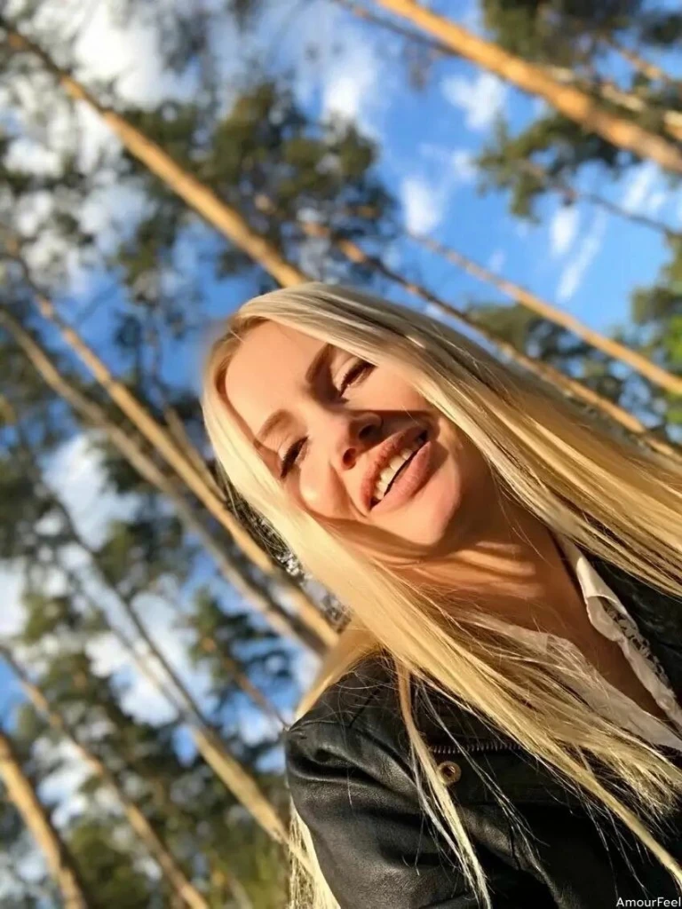 Diana Profile image 3