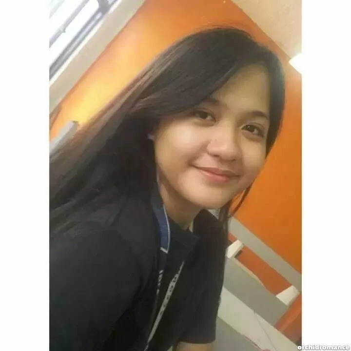 ROZE Profile image 1