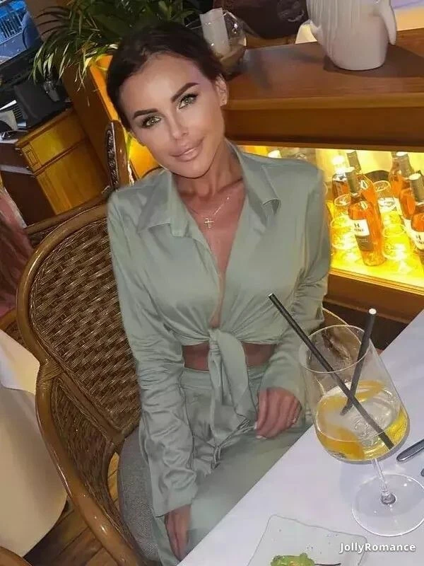 Ekaterina Profile image 4