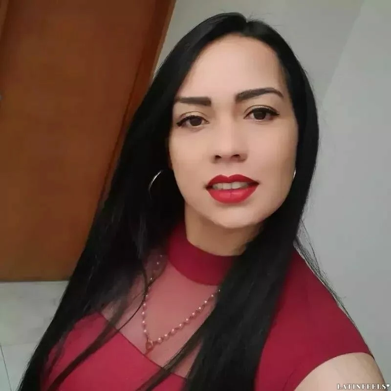 Andrea Profile image 2