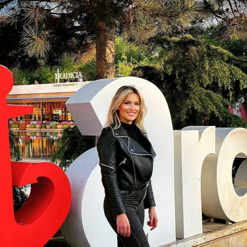 Anastasia Profile image 3