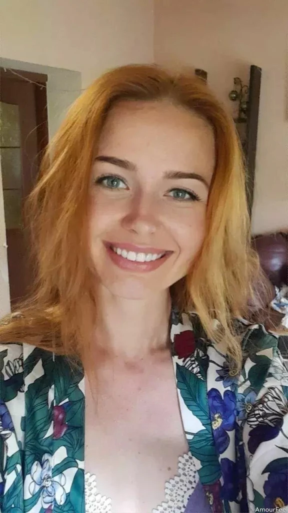 Larisa Profile image 2