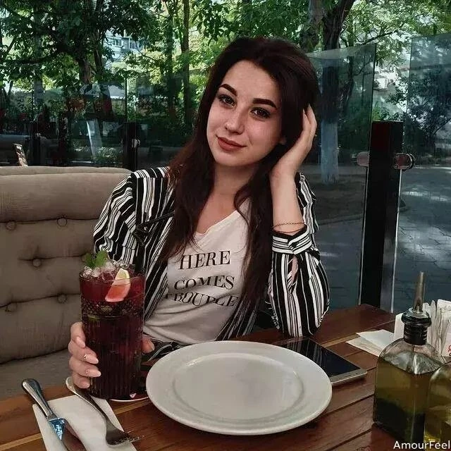 Olha Profile image 3