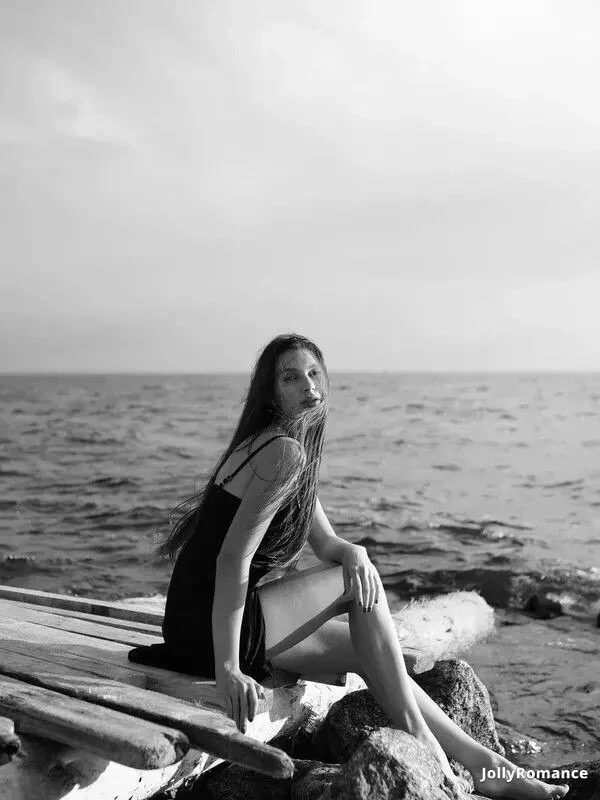 Zhanna Profile image 1