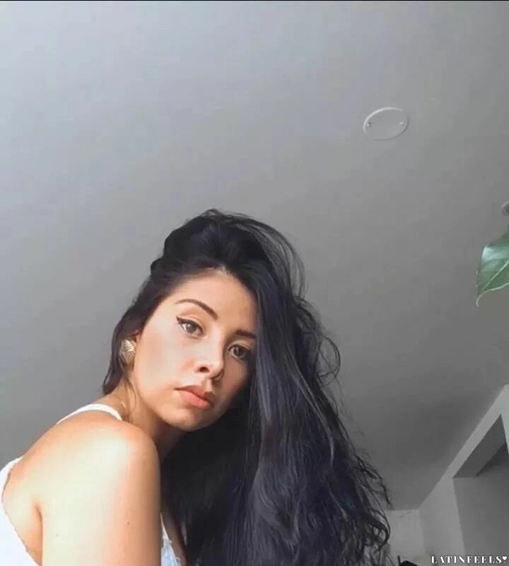 Brenda Profile image 1