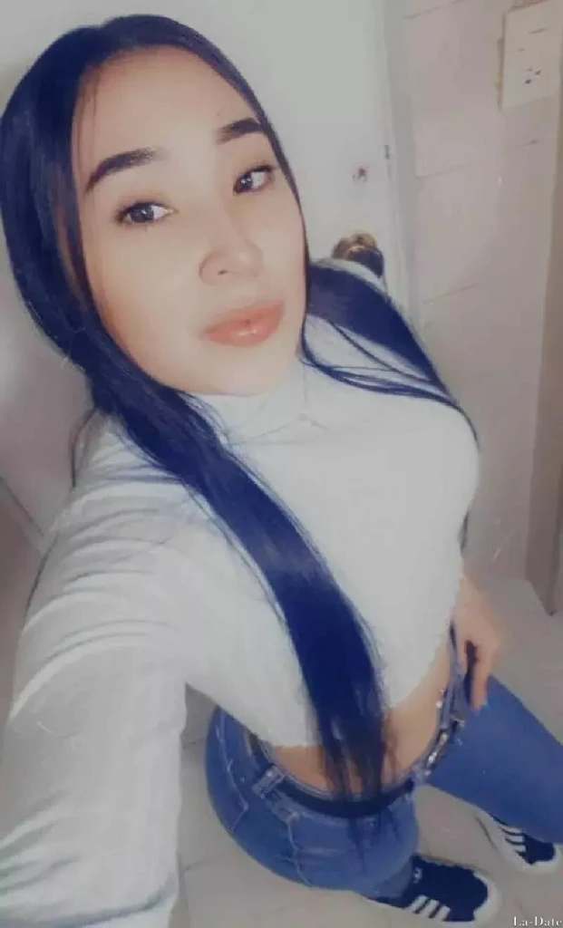 Gina Profile image 3