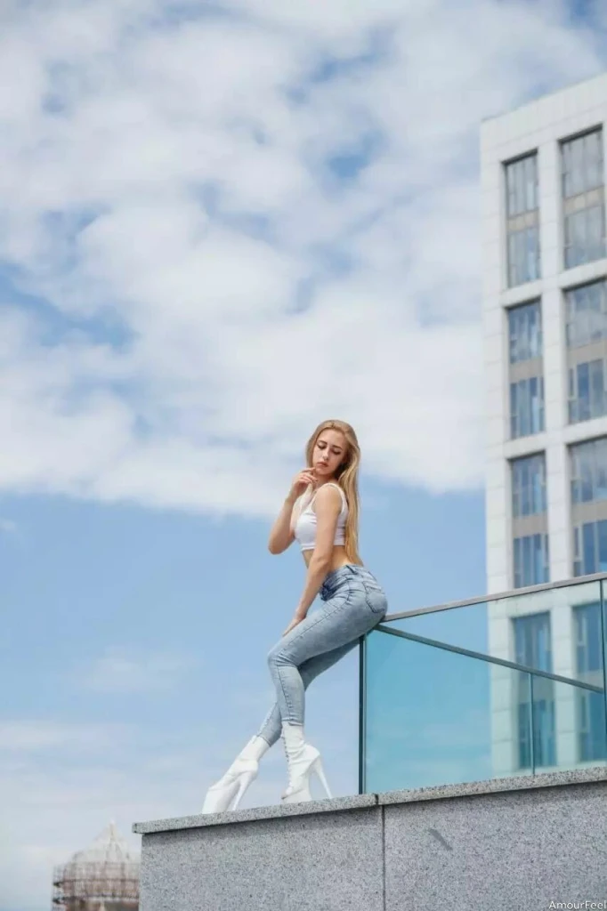 Oksana Profile image 4