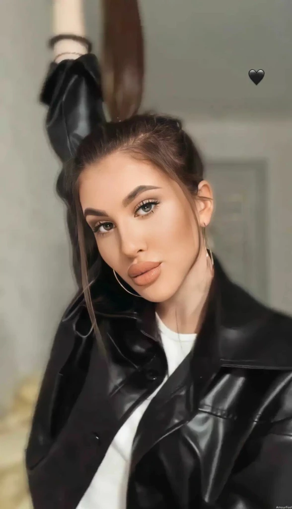Violeta Profile image 4