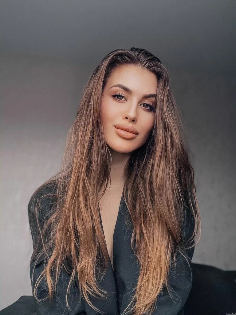 Violeta Profile image 1