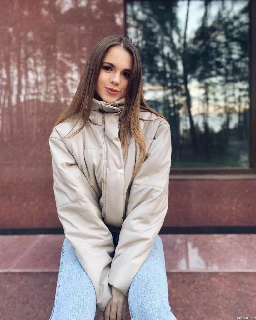 Viktoriya Profile image 4