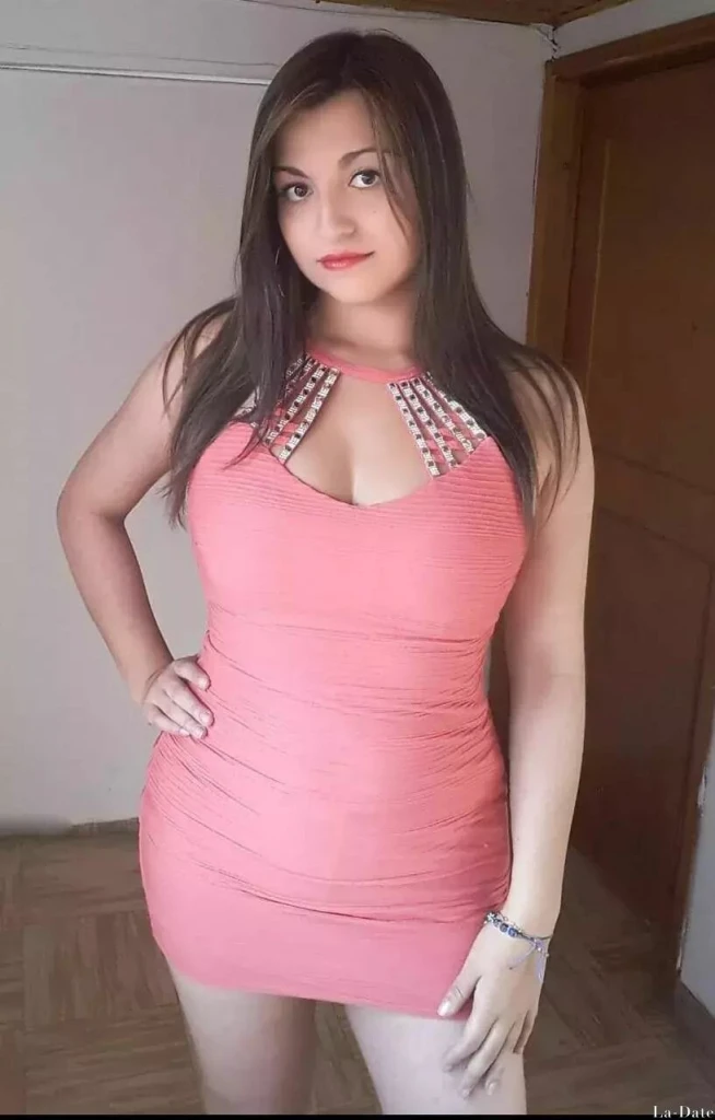 Lesly Profile image 2