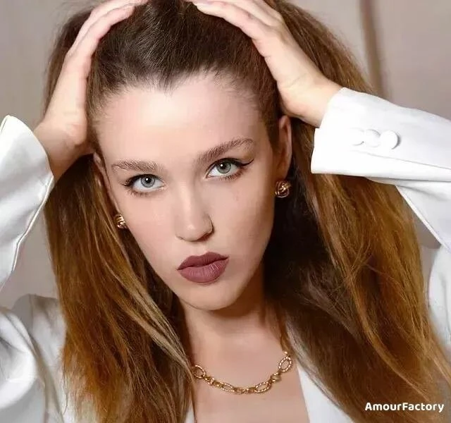 Natalia Profile image 2