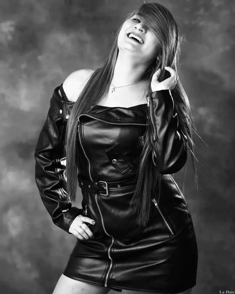 Alicia Profile image 4
