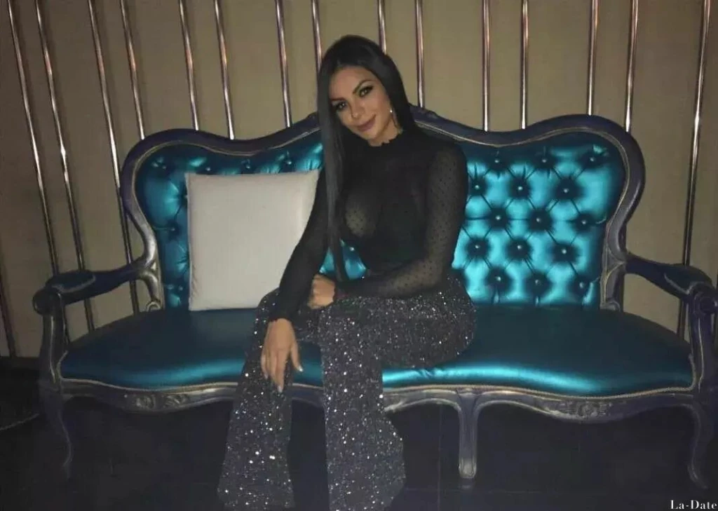 Sandra Profile image 1