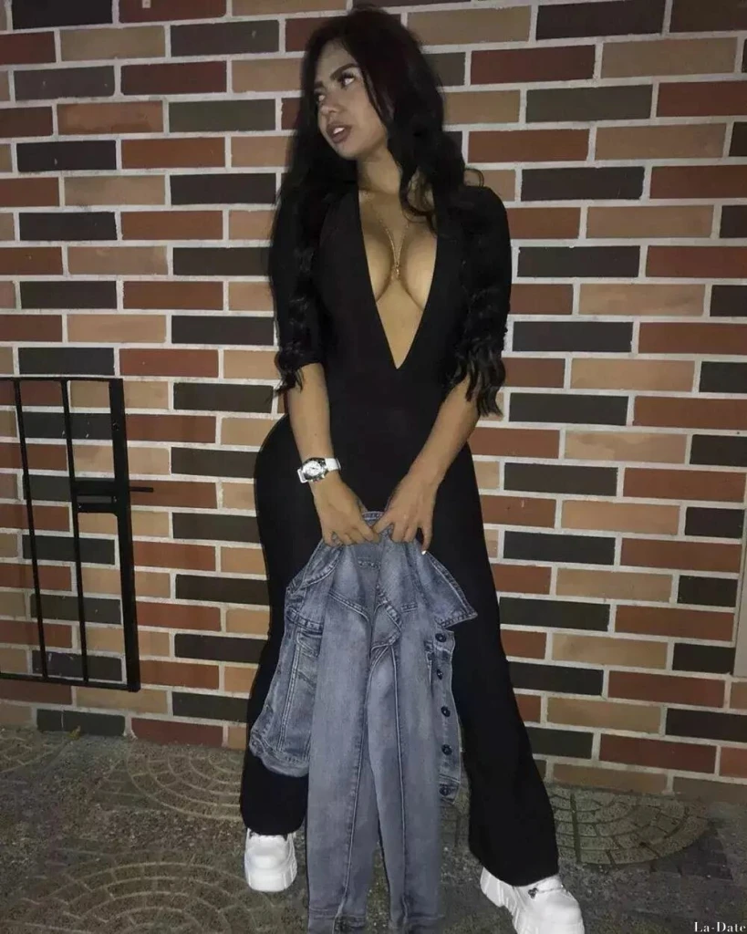 Nataly Profile image 3