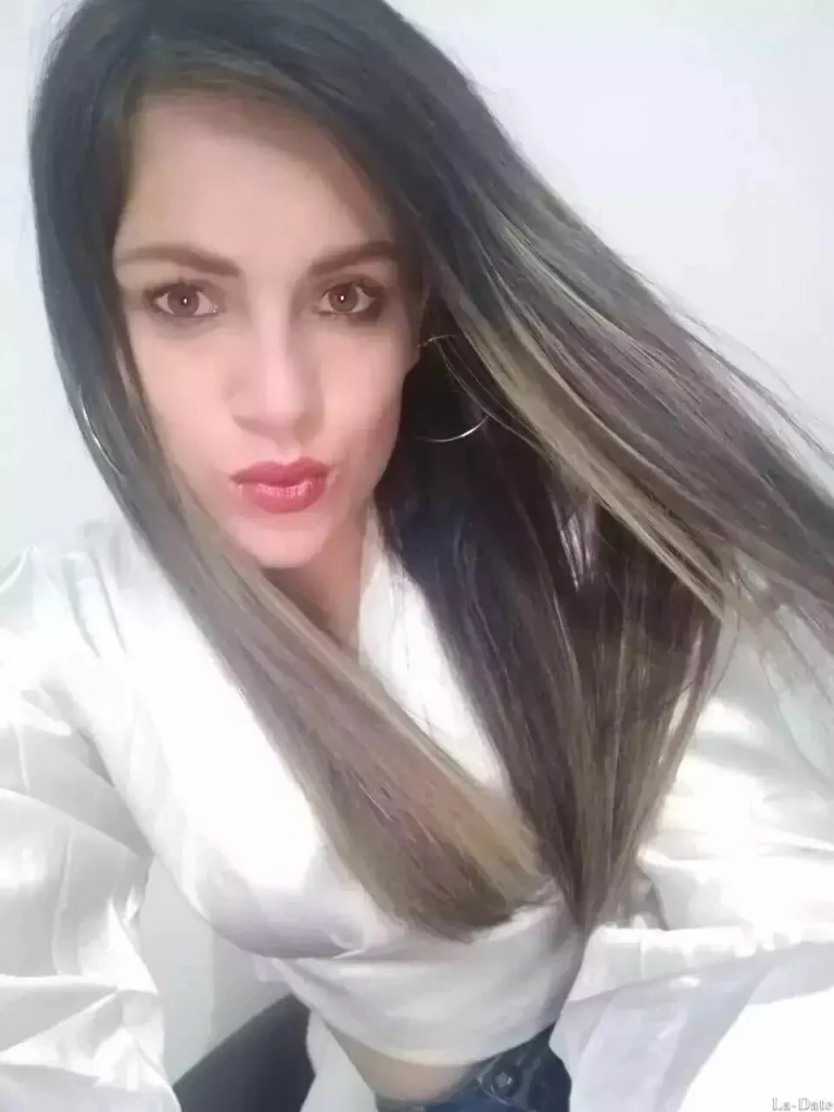 Maria Profile image 2