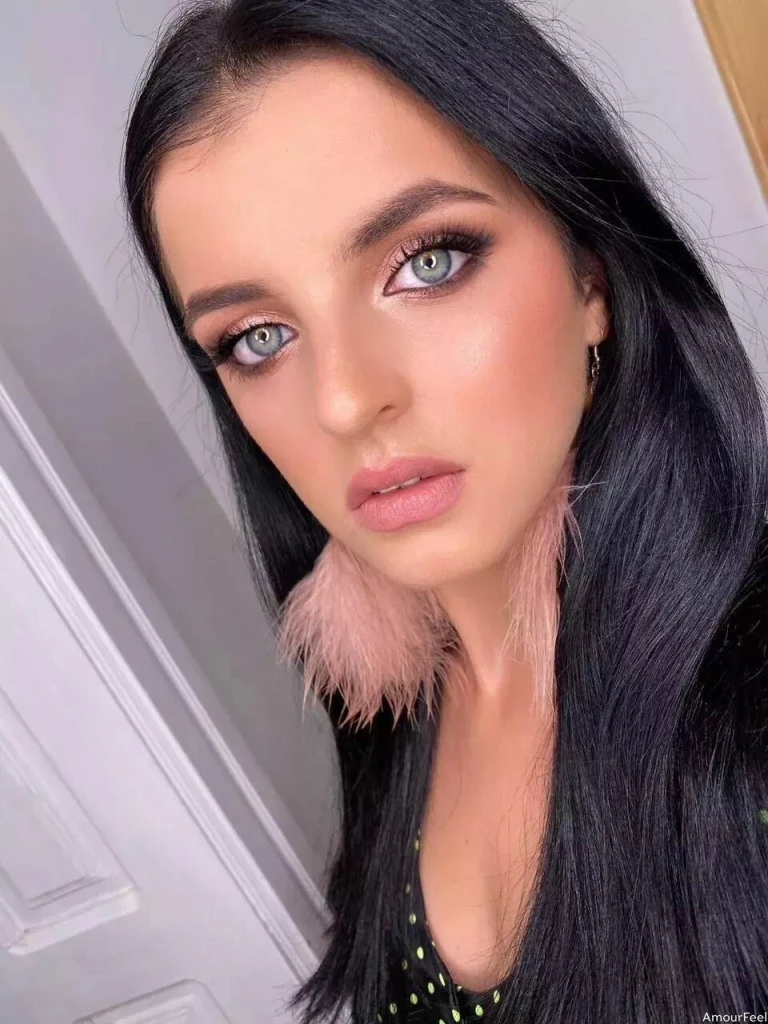 Yeva Profile image 2