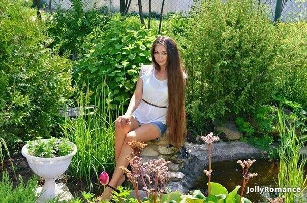 Adelina Profile image 3