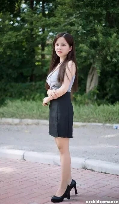 Jieyi Profile image 4